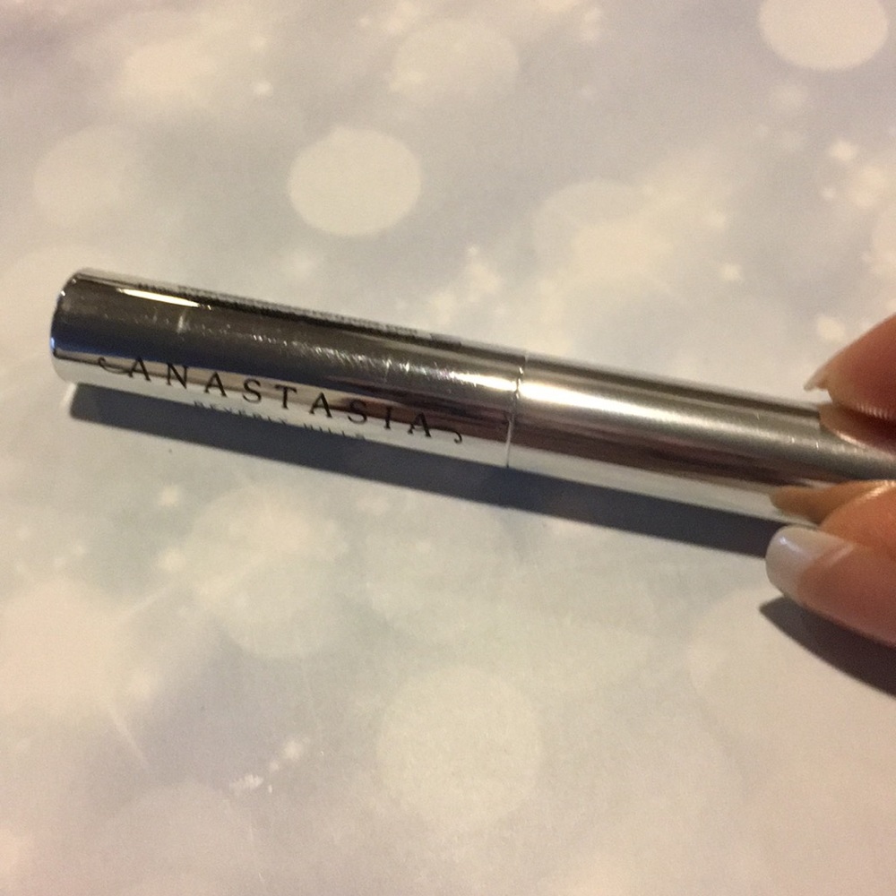 Mini Anastasia clear brow gel